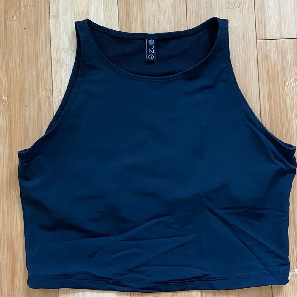 ONZIE CROPPED TANK SZ M/L